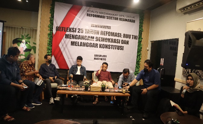 Refleksi 25 tahun Reformasi:RUU TNI Mengancam Demokrasi dan Melanggar Konstitus